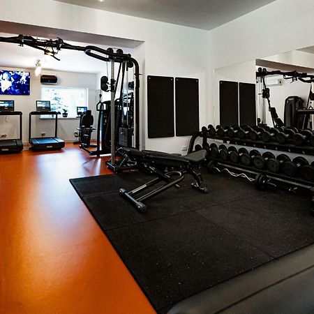 סיגישוארה Hotel Korona מראה חיצוני תמונה
