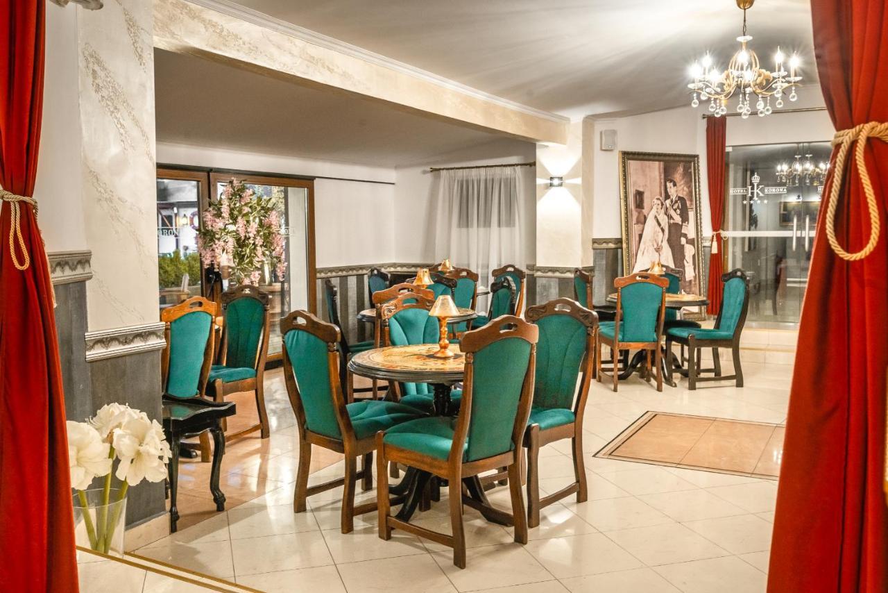 סיגישוארה Hotel Korona מראה חיצוני תמונה